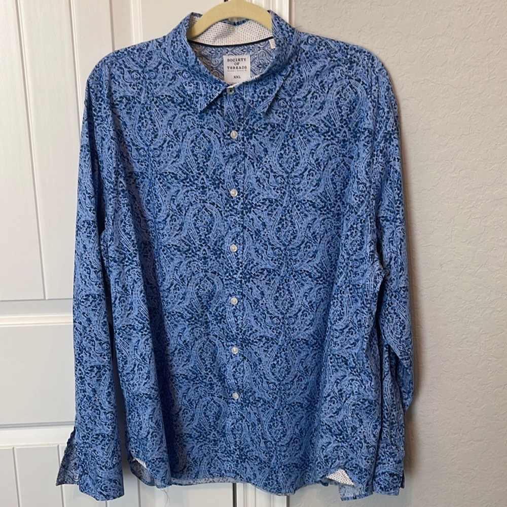 Casual / Dress Shirt